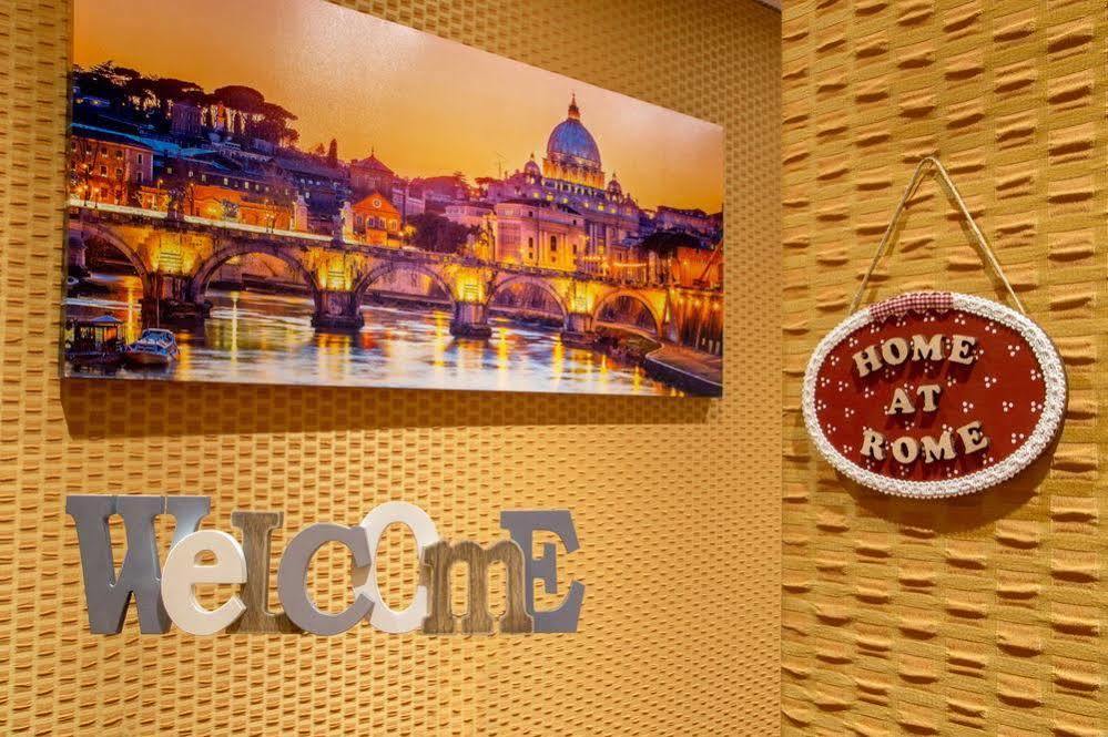 Art In Vatican Róma Kültér fotó